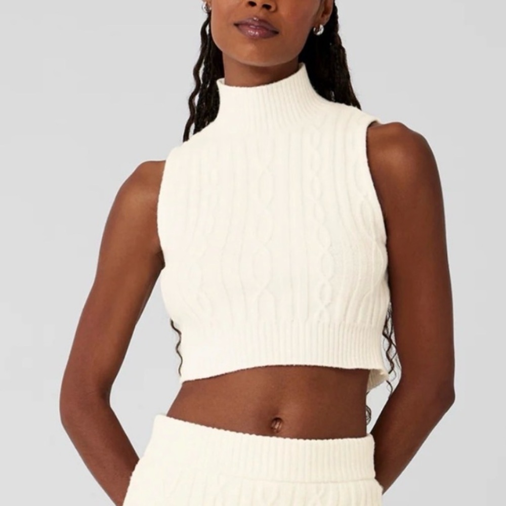 ALO Yoga Cream Cable Knit Winter Bliss Mockneck Size Small